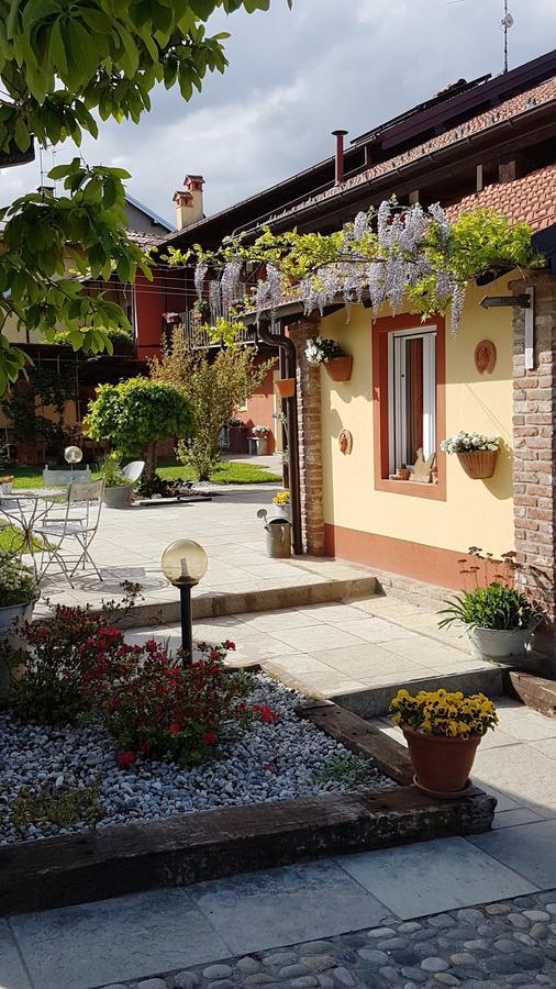 B&B La Cascina Di Monia E Mario Borgo Ticino Екстериор снимка