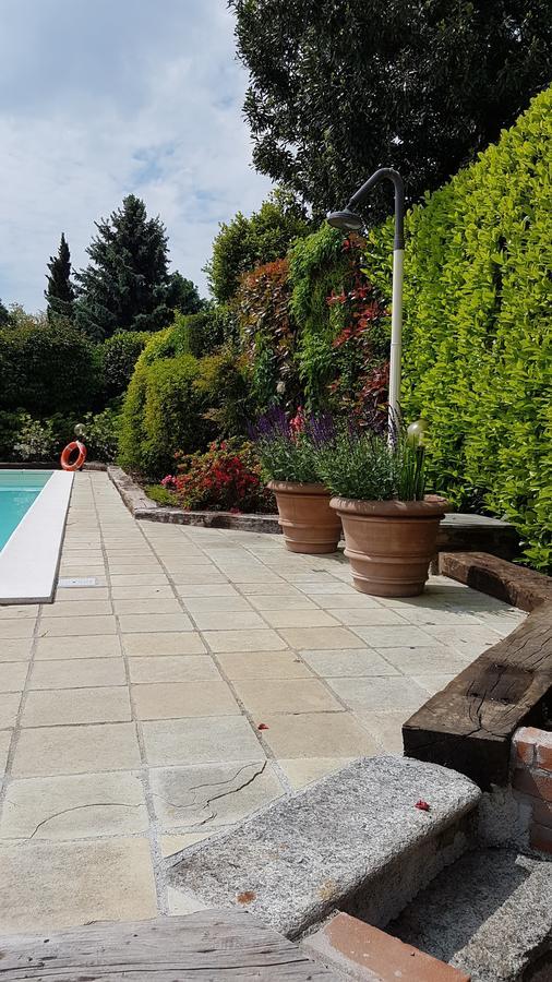 B&B La Cascina Di Monia E Mario Borgo Ticino Екстериор снимка